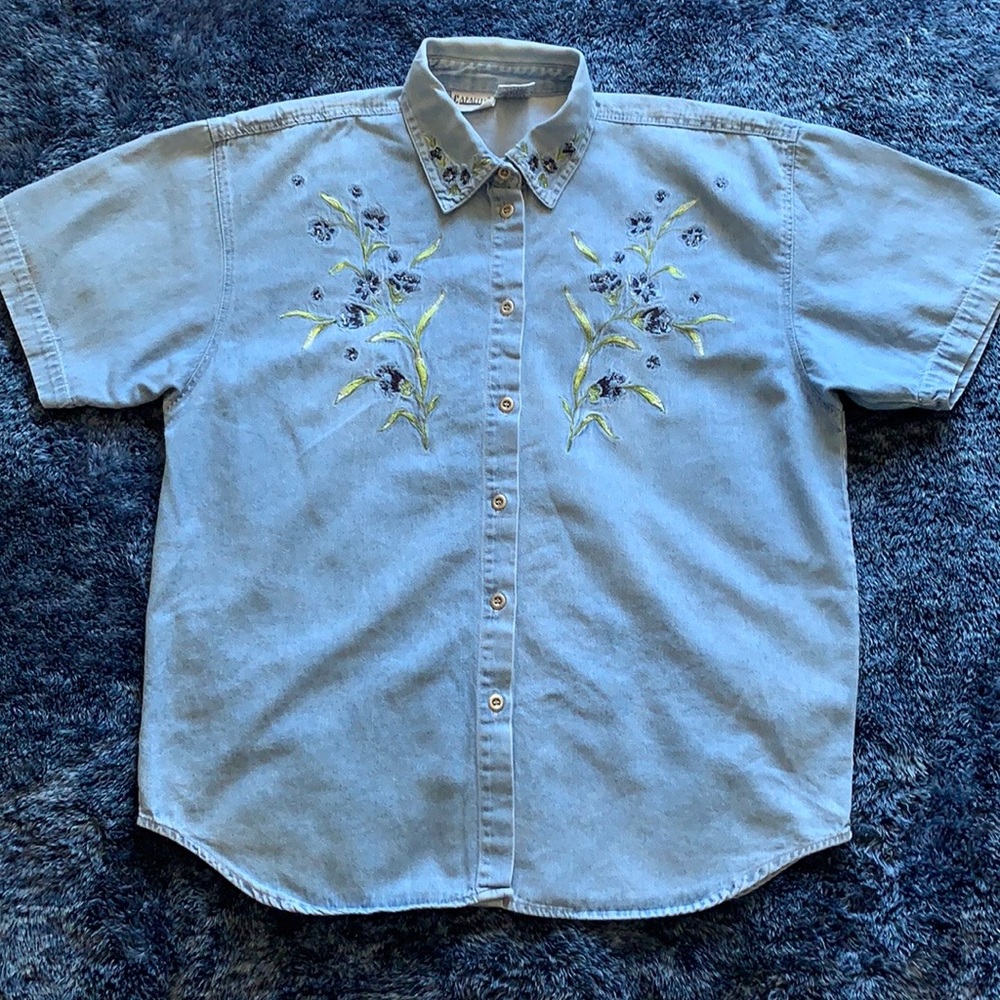 Demin Embroidered capacity shirt  blouse floral